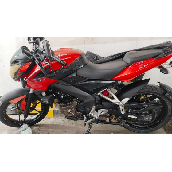 Pulsar Ns 200 Pro