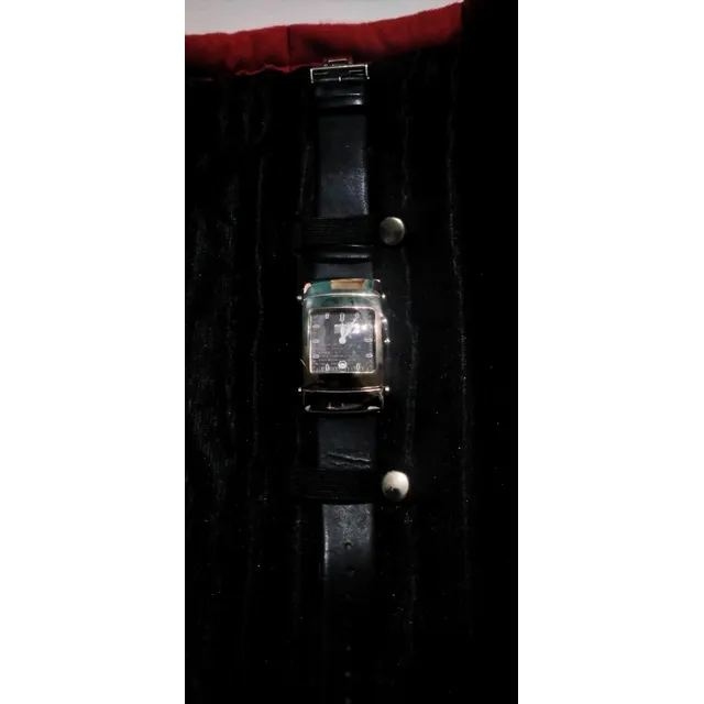 Reloj Momo