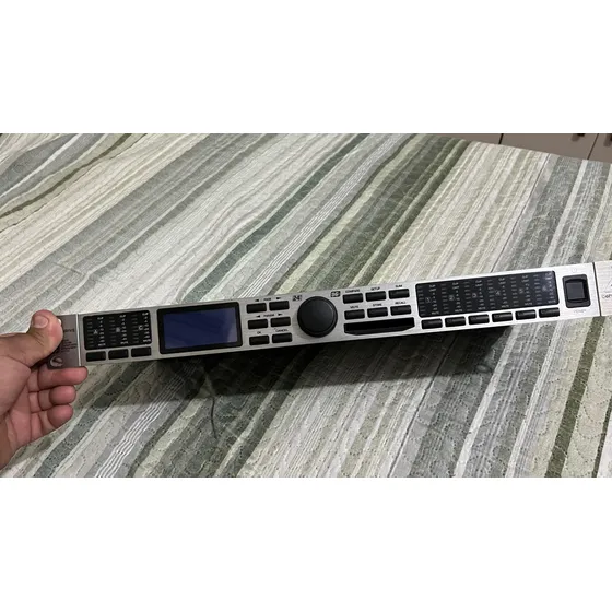 Processador De Audio Dcx2496 Behringer