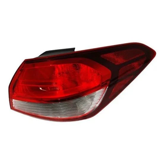 Calavera Para Kia Forte 2017 - 2018 Derecha Tyc 4 Puertas