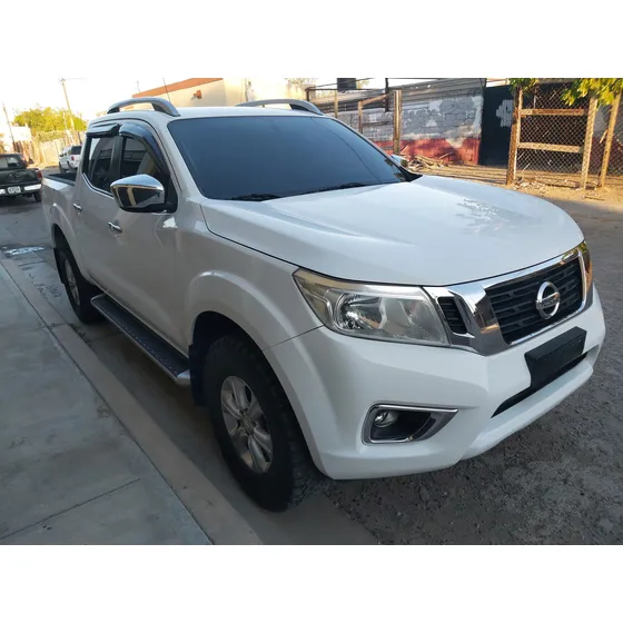 Nissan Np300 Frontier 2.5 Le Aa Mt