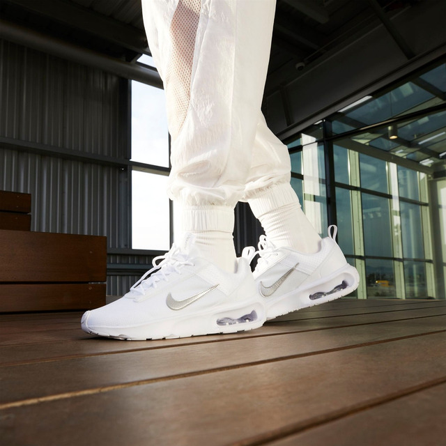 Tênis Nike Air Max Intrlk Lite Feminino Tênis Nike Air Max Intrlk Lite Feminino