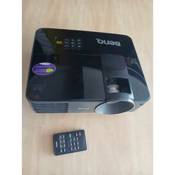 Projetor Benq Ms513pb Funciona Desliga Sozinho As Vezes Preto