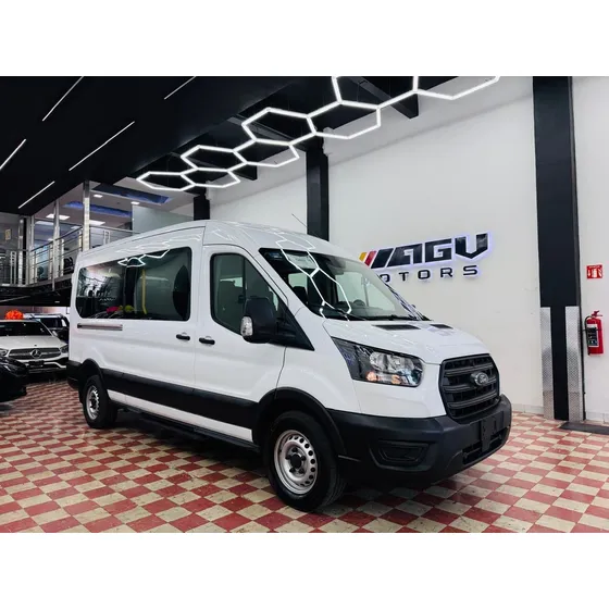 Ford Transit 2.2 Pasajeros Larga Techo Alto Custom Mt