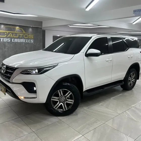 Toyota Fortuner 2024 2.8 Diesel Sr 4x4 At