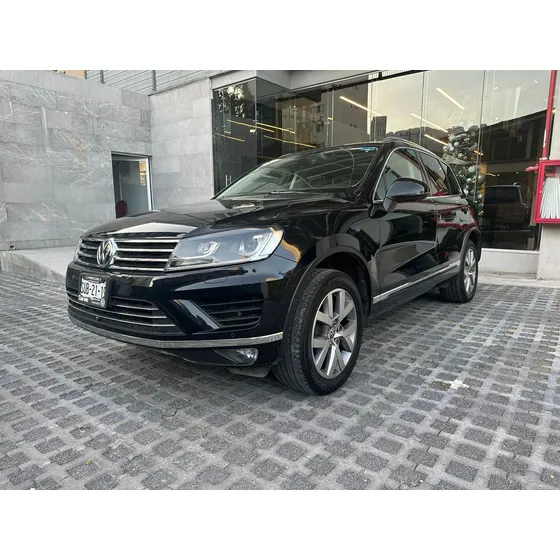 Volkswagen Touareg 3.0 V6 Tdi At