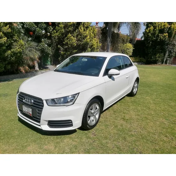 Audi A1 1.4 Urban S-tronic Dsg