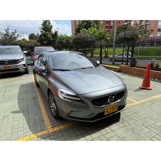 Volvo V40 1.5 T3 Drive-e Sport