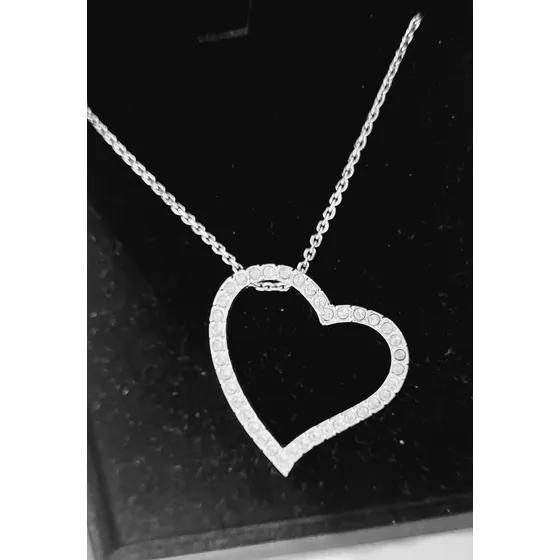 Cadena Corazón  Piedras Swarovski ,excelente Estado Original