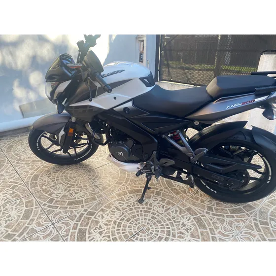 Ns 200 Con 8000 Kilometros