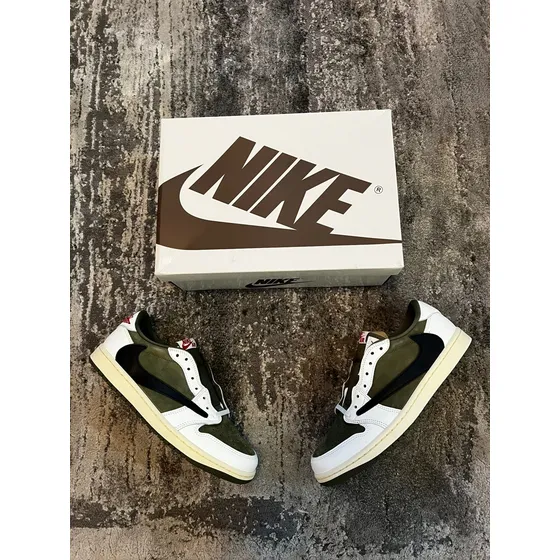 Jordan 1 Low X Travis Scott Medium Olive 6.5mx Originales