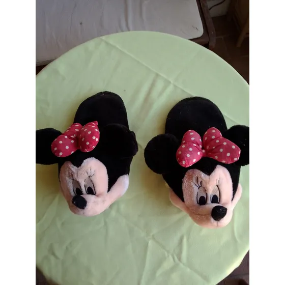 Pantuflas Minnie. Usadas. Para Reparar. Talla 36