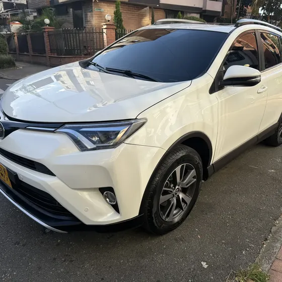 Toyota Rav4 2017 2.0 Street