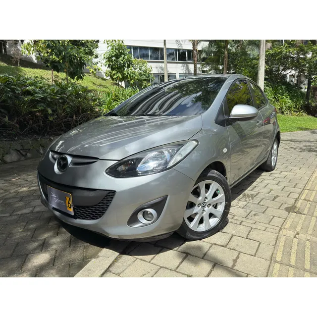 Mazda 2 1.5 Automatico
