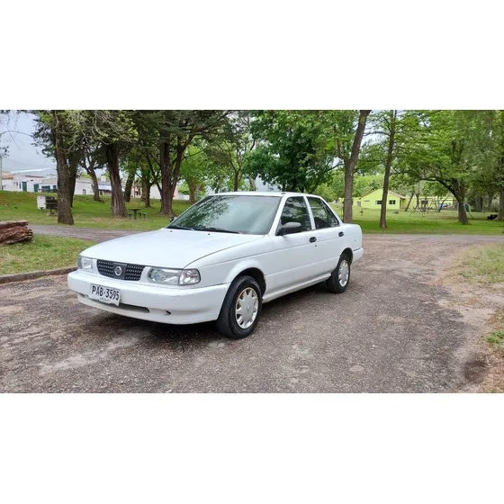 Nissan Sentra B13 1.6