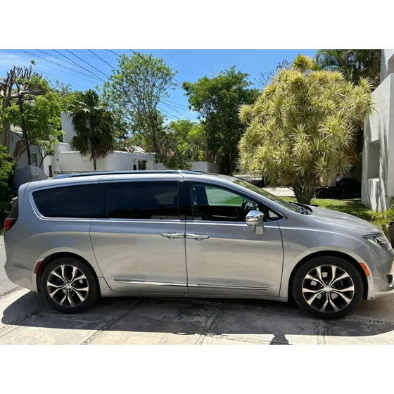 Chrysler Pacifica 3.7 3.6 At
