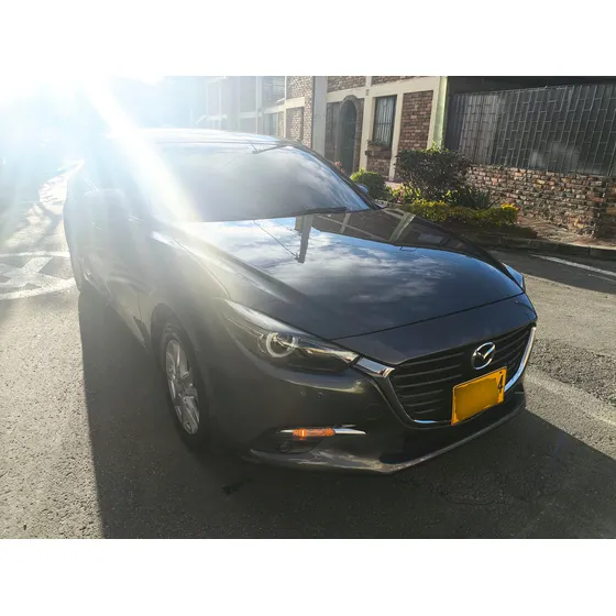 Mazda 3 2.0 Touring At