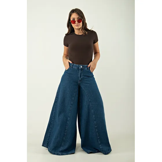 Pantalón Campana Con Recorte Azul Rígido Byh