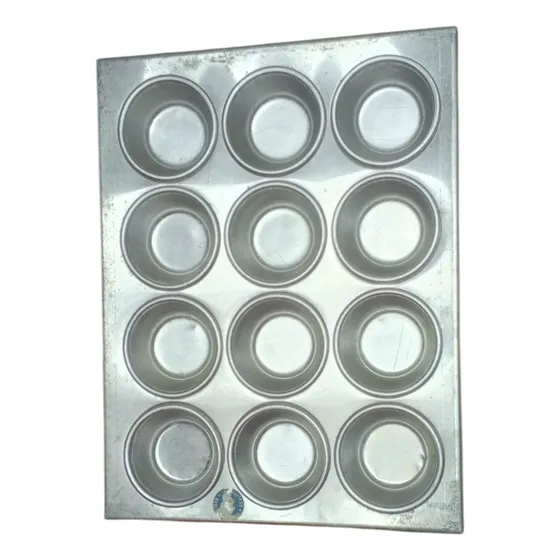Bandeja De Aluminio Para Hornear Cupcakes 12 Unidades