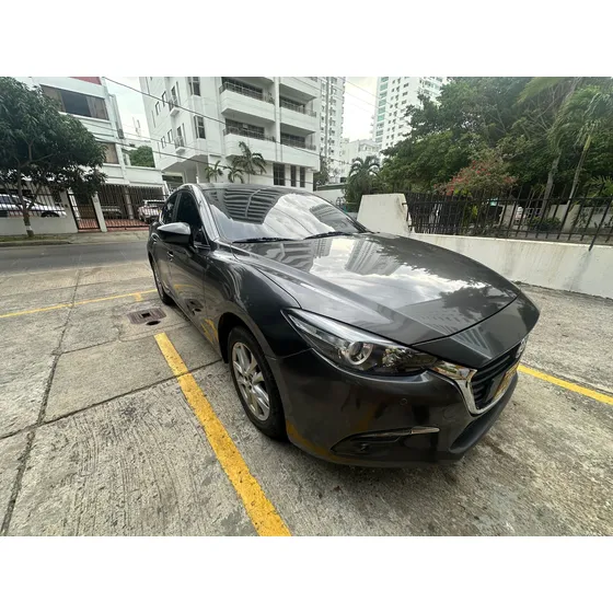 Mazda 3 2.0 Touring At
