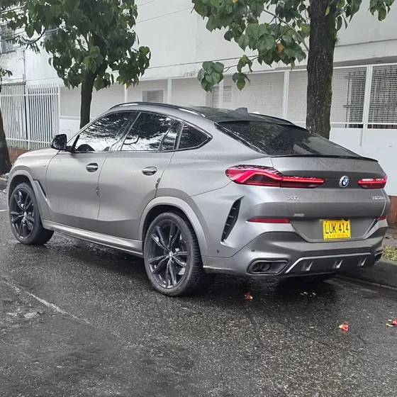 BMW X6 2023 M50i