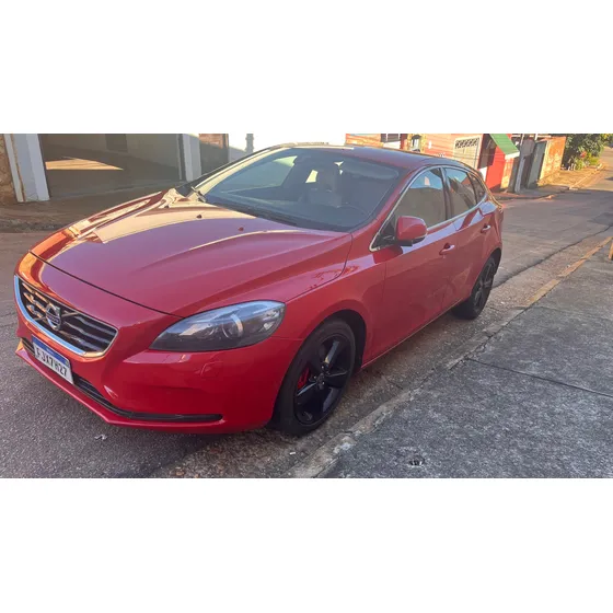 Volvo V40 2.0 T4 Dynamic Aut. 5p