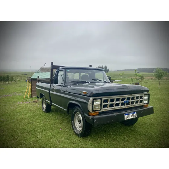 Ford F-100 2.8