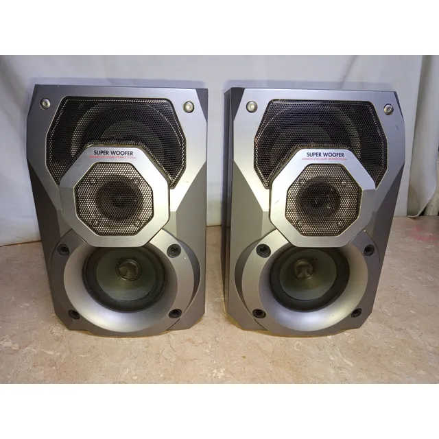 Módular Panasonic Ak27 Super Woofer Par De Bocinas 6 Ohms Gris Plata 200 W