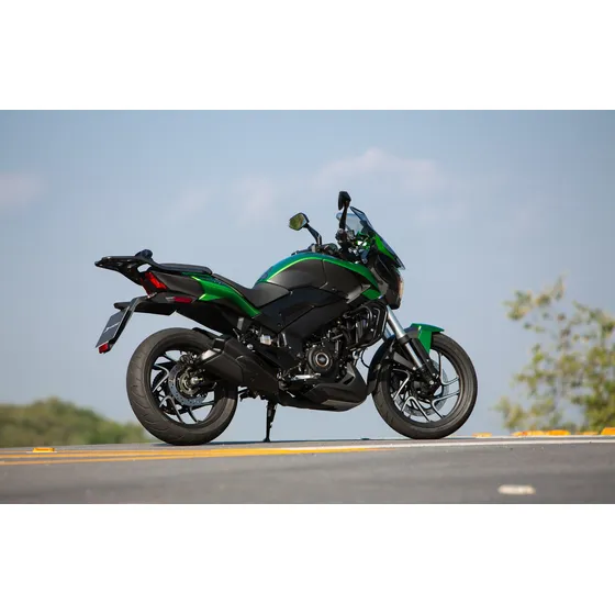 #015 - Bajaj Dominar 400cc - 0km