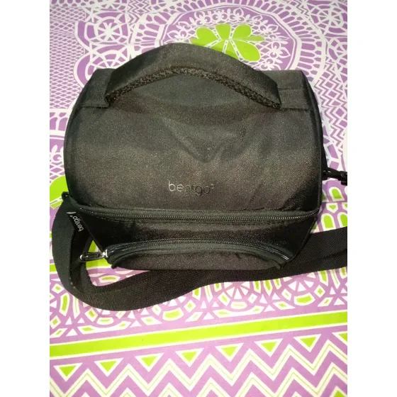 Lonchera De Luxe Bentgo Original Usada.   30 Vrds