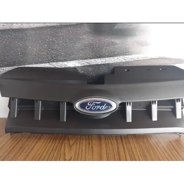 Parrilla De Ford Fiesta 1.6 2011