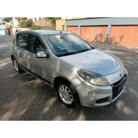 Renault Sandero 1.6 16v Privilège Hi-flex Aut. 5p