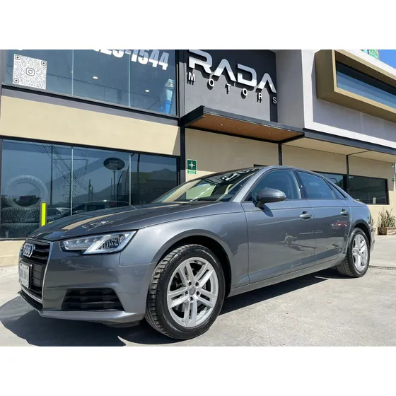 Audi A4 2.0 Select At