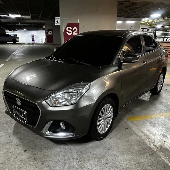 Suzuki Swift 2023 1.2 Dzire At