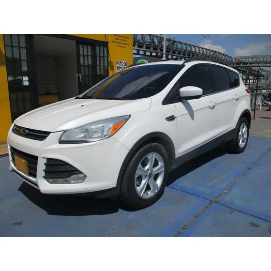Ford Escape Se 4x4 2000cc At Aa