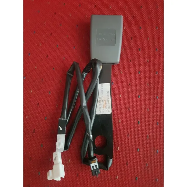 Hebilla Cinturo De Seguridad Toyota Hilux,fortune,prado,meru