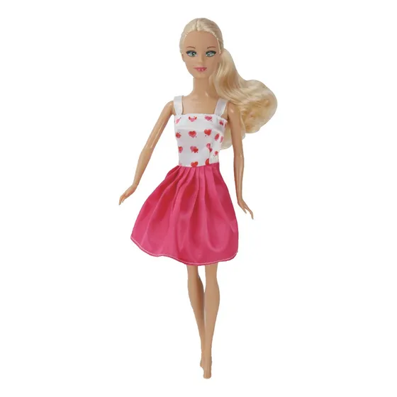 Muñeca Nicole Cambia Tu Outfit 4 Juegos Incluye Zapatos