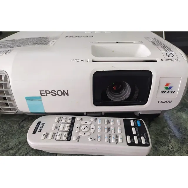 Proyector Epson Powerlite S27 Con Control -2700 Lumenes Msi Blanco