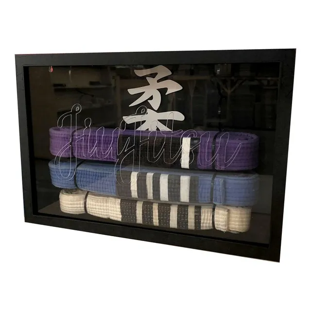 Porta 5 Faixas Jiu-jitsu Caixa Mdf Com Acrílico 1297