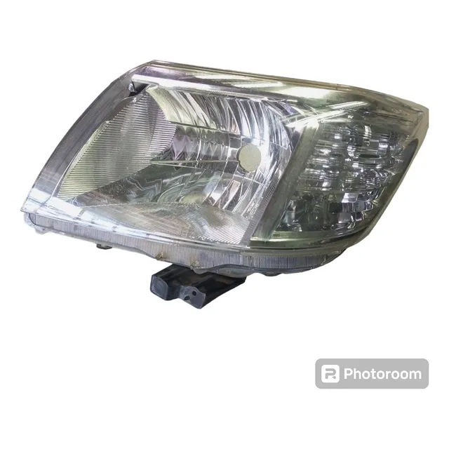 Faro Izquierdo Toyota Hilux 81150-0k450 Usado