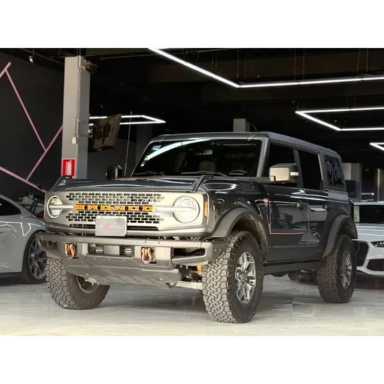 Ford Bronco 2.7 Badlands 5p At