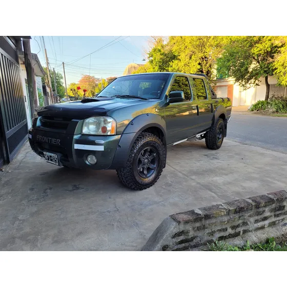 Nissan Frontier 2.8 Dte Cab Doble Se Aa 4x2