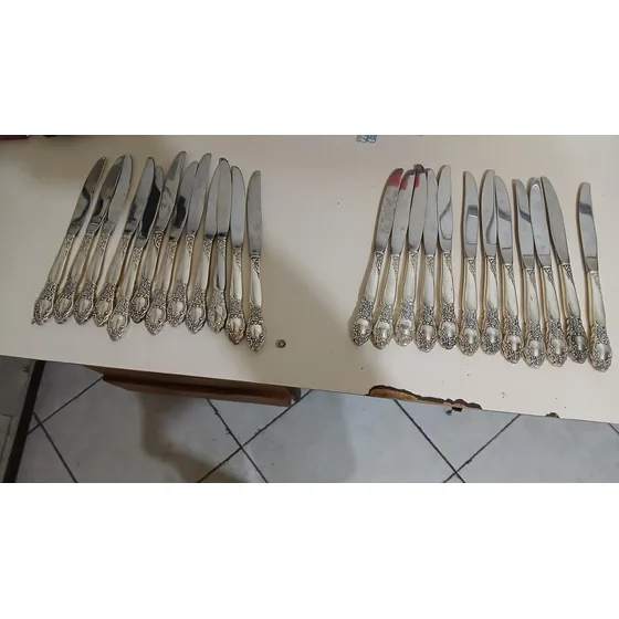Cubiertos Cuchillos Antiguos Baño Plata Por Docena C21h
