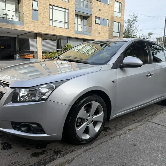 Chevrolet Cruze 2011 1.8 Platinum At