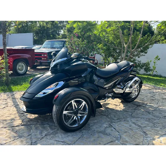 Can Am Spyder 2009