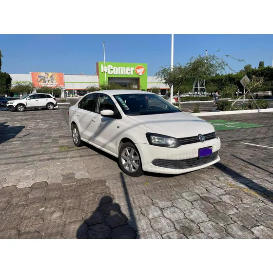 Volkswagen Vento 1.6 Active At