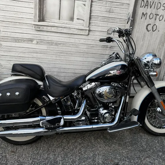 Harley-davidson Softail Deluxe