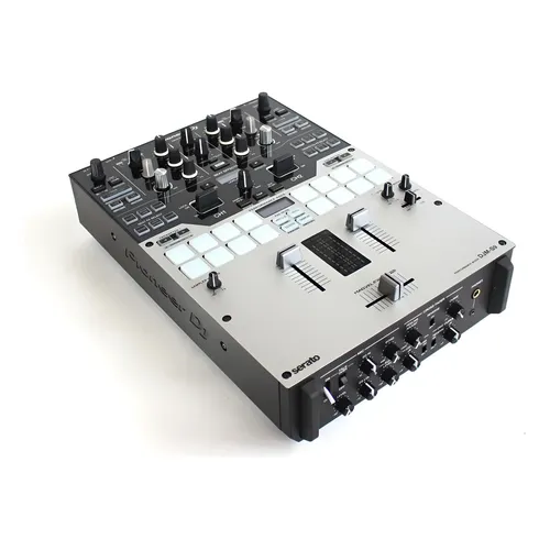 Controlador DJ Native Instruments Maschine MK3 Preto USB-MIDI