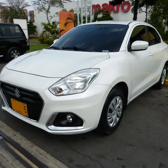 Suzuki Swift 2023 1.2 Dzire