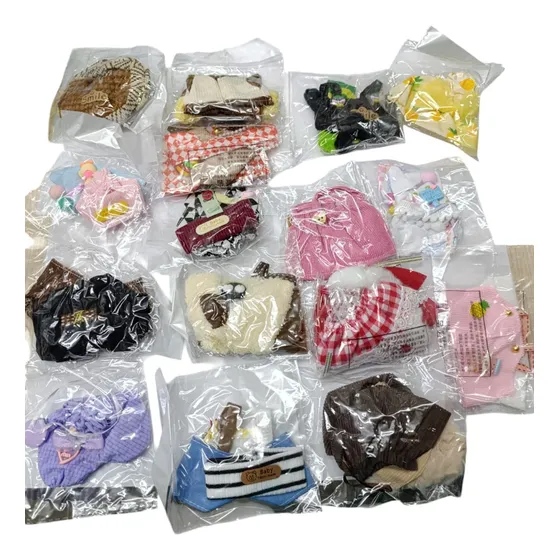 Esplendida Mini Ropita De Muñeco Labubu X 5 Prenda Surtidos
